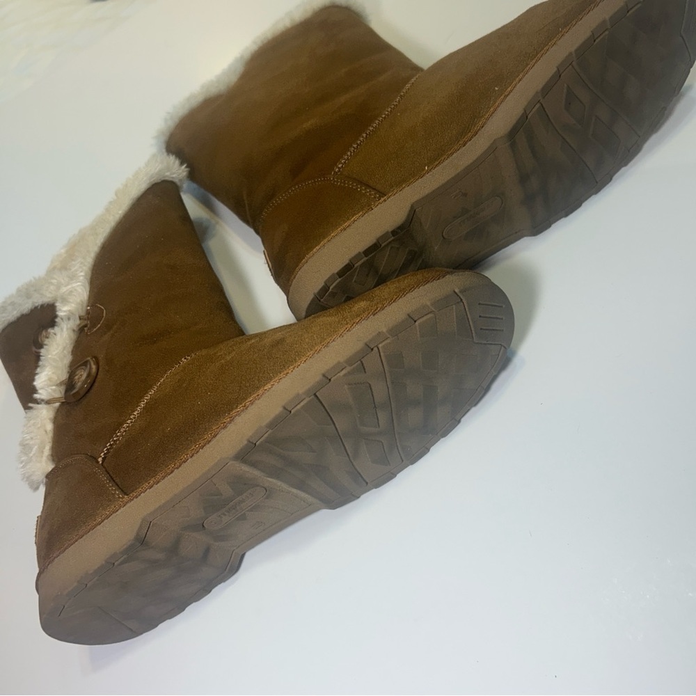 Brown Suede Shearling Lined Mid-Calf Winter Boots | Cozy Button Detail - Picture 4 of 5